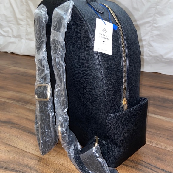 Backpack - Picture 2 of 2